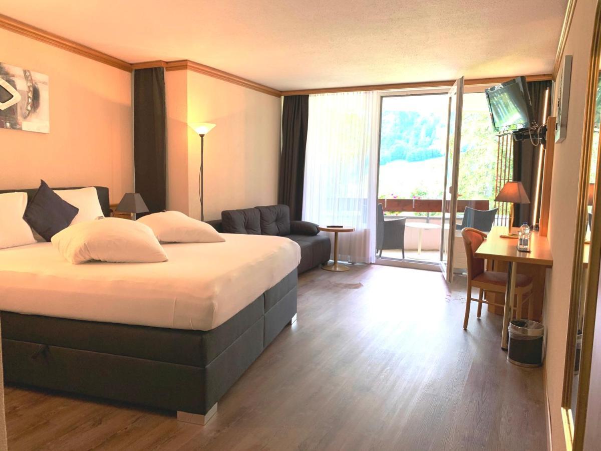 Hotel Quellenhof Leukerbad Bagian luar foto