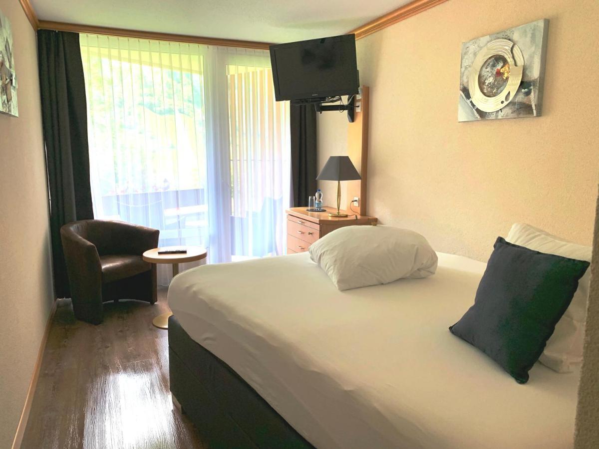 Hotel Quellenhof Leukerbad Bagian luar foto