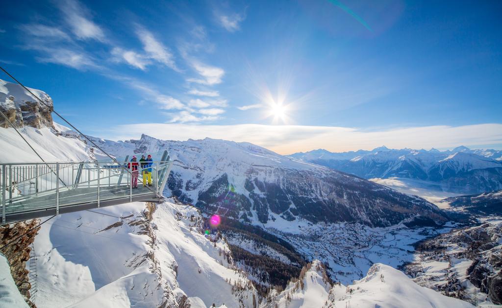 Hotel Quellenhof Leukerbad Bagian luar foto